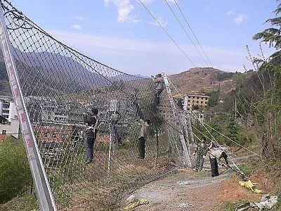蓮沱橋頭左岸危巖主動(dòng)邊坡防護(hù)治理工程